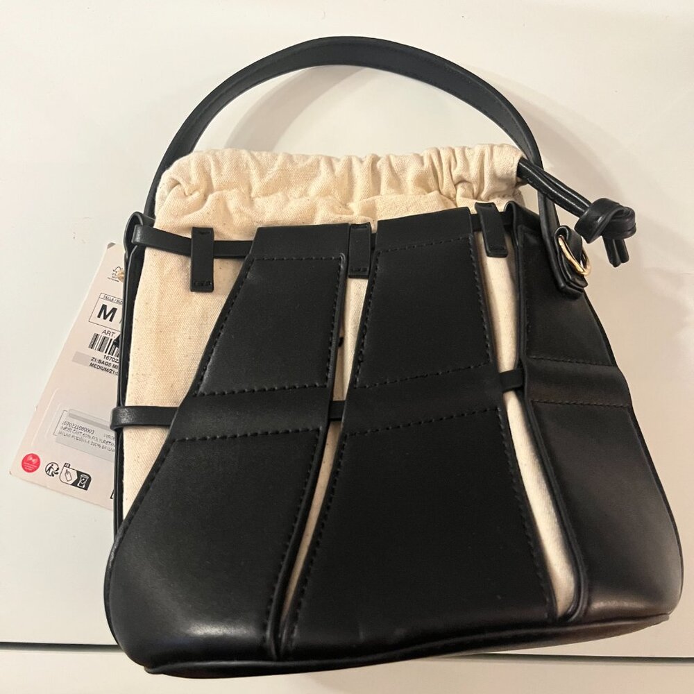 Zara topstitched bucket bag with optional crossbody strap NWT